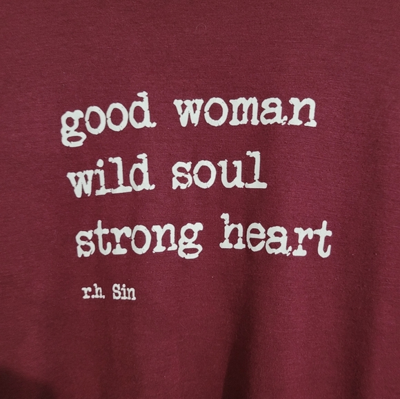 Om & Ah London   Women's M   Long Sleeve    Graphic   T-Shirt   Burgundy - Picture 4 of 5